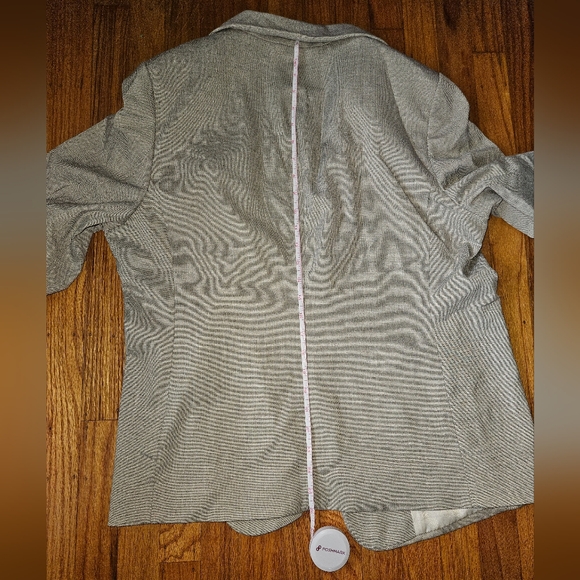 H&M Grey Rouched 3/4 Sleeved Blazer - Picture 9 of 11